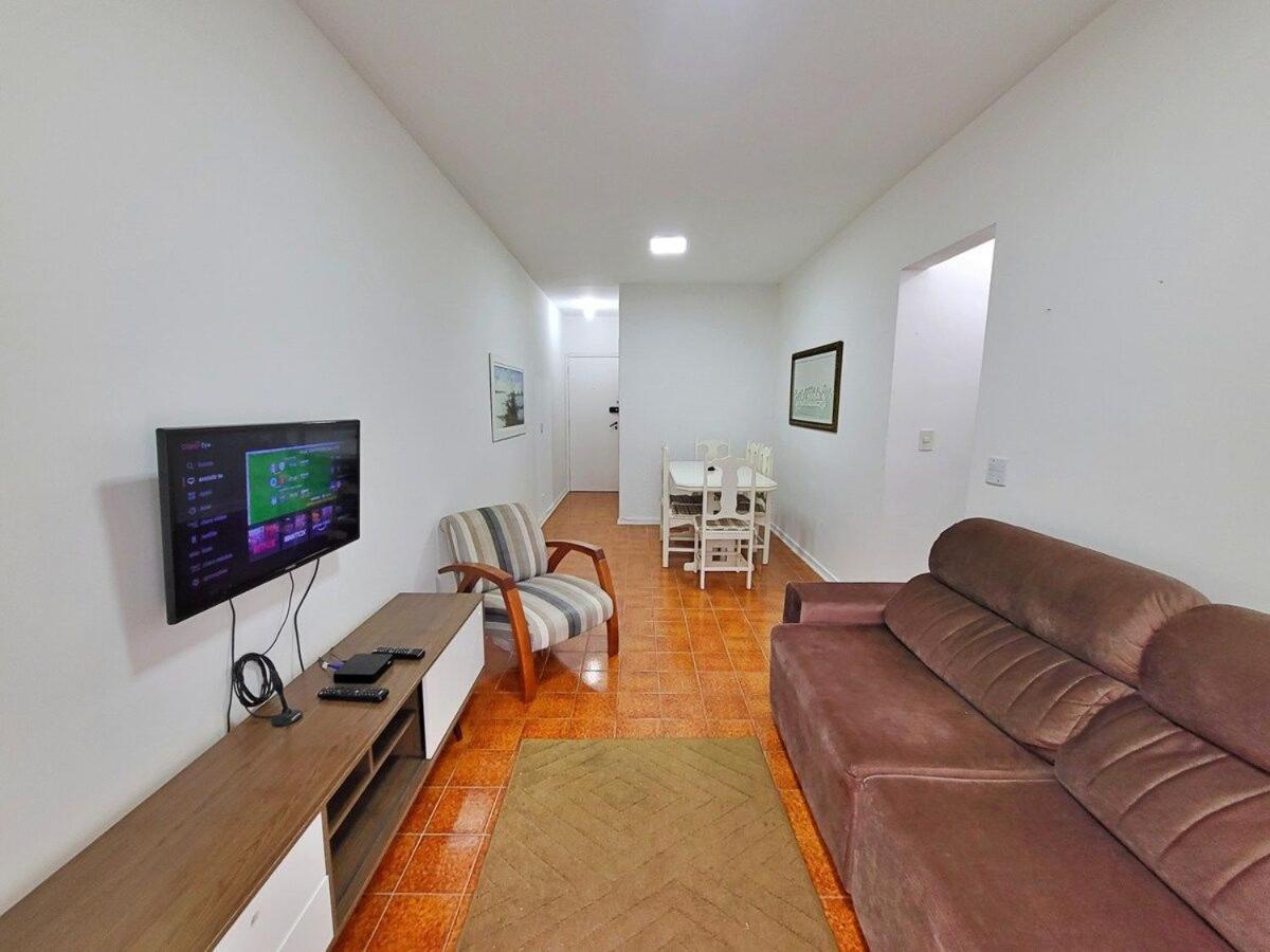 Ap 02 Dorms - Enseada - Com Sacada, Ar-Cond, Wi-Fi, 01 Vaga, Lado Praia Гуаружа Екстер'єр фото