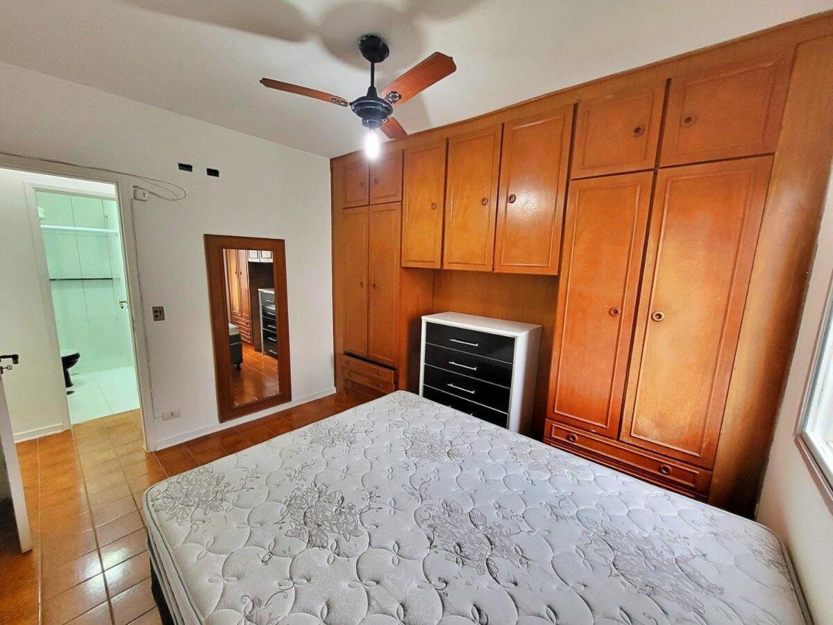 Ap 02 Dorms - Enseada - Com Sacada, Ar-Cond, Wi-Fi, 01 Vaga, Lado Praia Гуаружа Екстер'єр фото